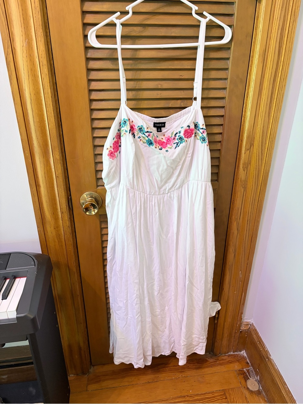 NWT torrid White Sundress with Pink and Teal Floral Embroidery